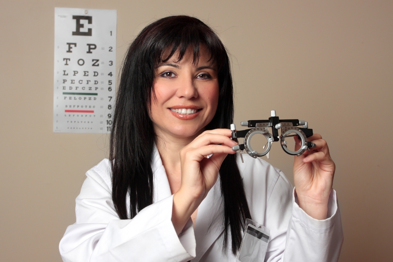 Femme orthoptiste