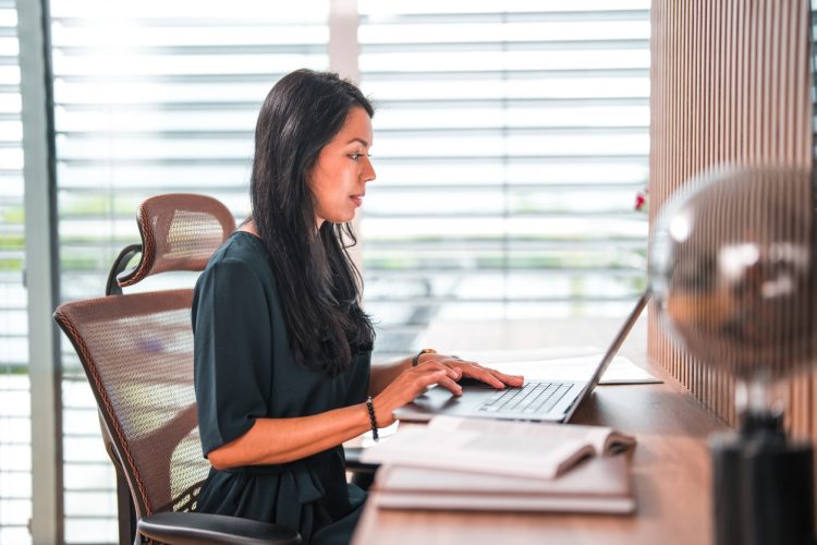 rédaction remerciements mémoire